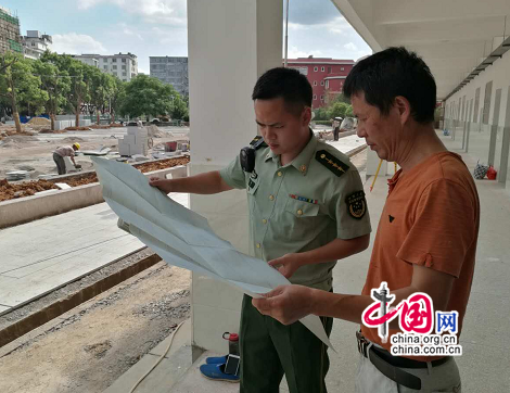 上高消防深入在建工地开展消防和平检查