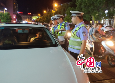 ��ƽ����ҹ��Ƽ�ץ��һŮ˾��