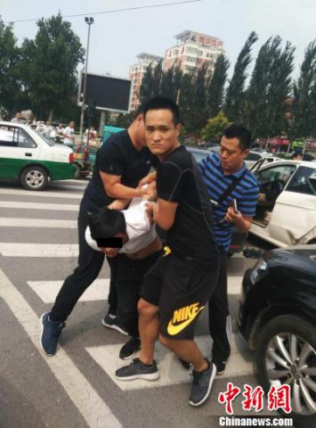 ���Ӱ�Ůװ�ֵ���������ɱ�˱������̾�