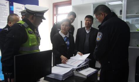 �Ĵ������ܶ�Э��ָ���洦������һ�е���Ԫ�����伲鳭ִ�ڷ��ɼ���˫�����������